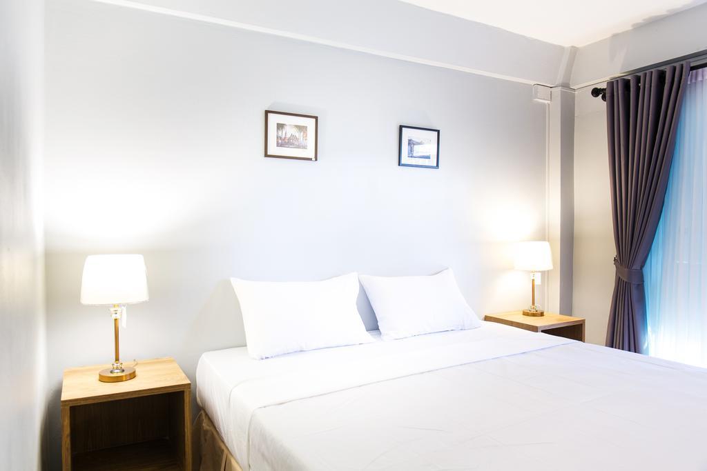 Ratana Hotel Chiang Mai Bagian luar foto